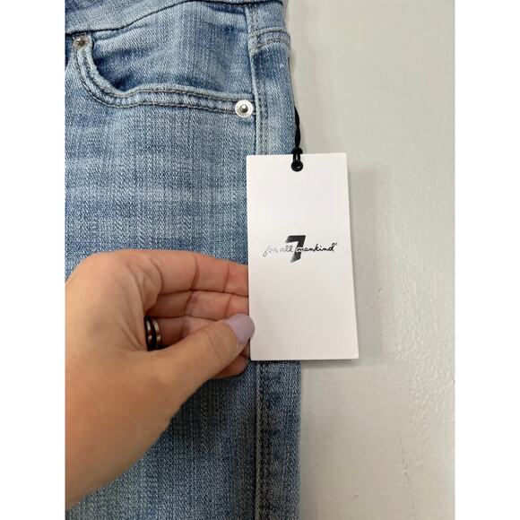 NWT 7 For All Mankind Kimmie Straight Form Fitted Denim Jeans Blue Light Wash - Picture 4 of 11